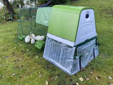 Omlet green Eglu Go up raised chicken coop and run
