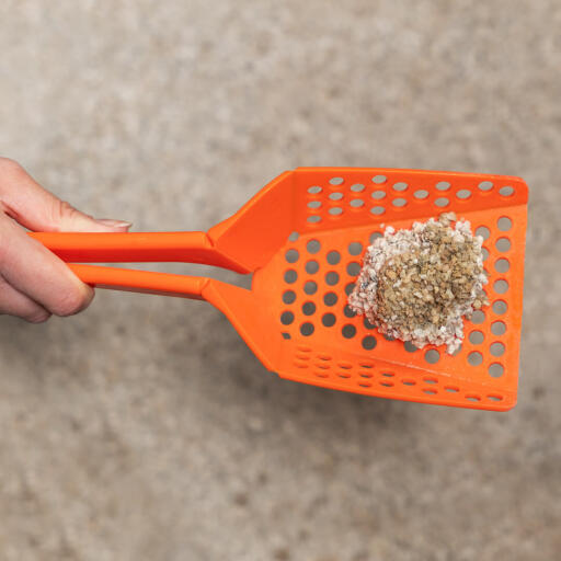 Omlet folding cat litter scoop