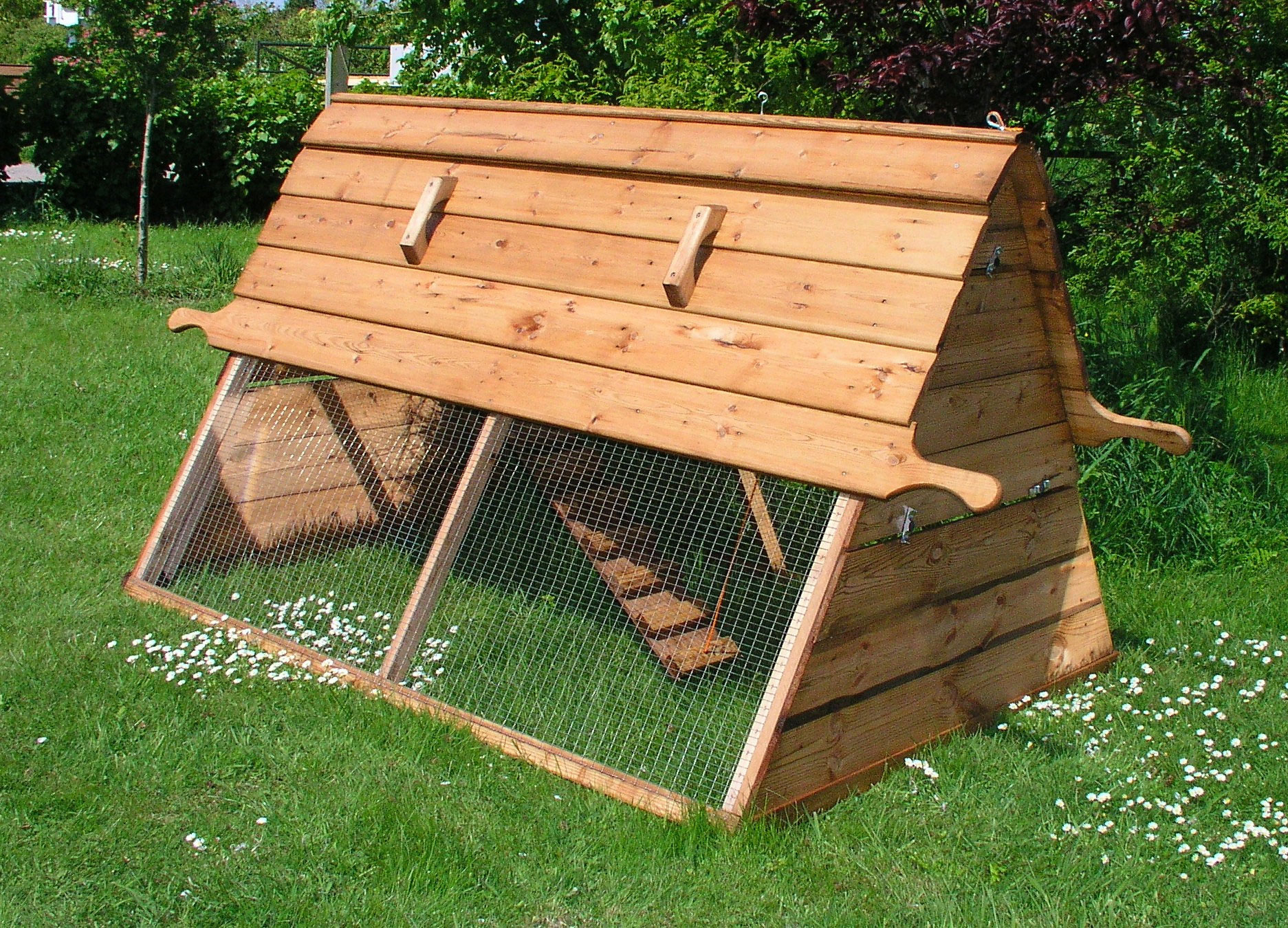 Boughton chicken coop by forsham cottage arks chicken coops walk in chicken runs chicken fencing and more omlet
